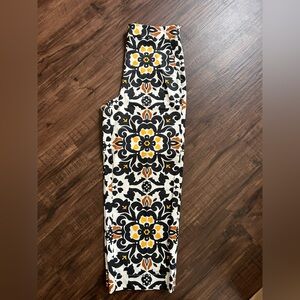 Boden Floral Print Pants in Black, White & Yellow